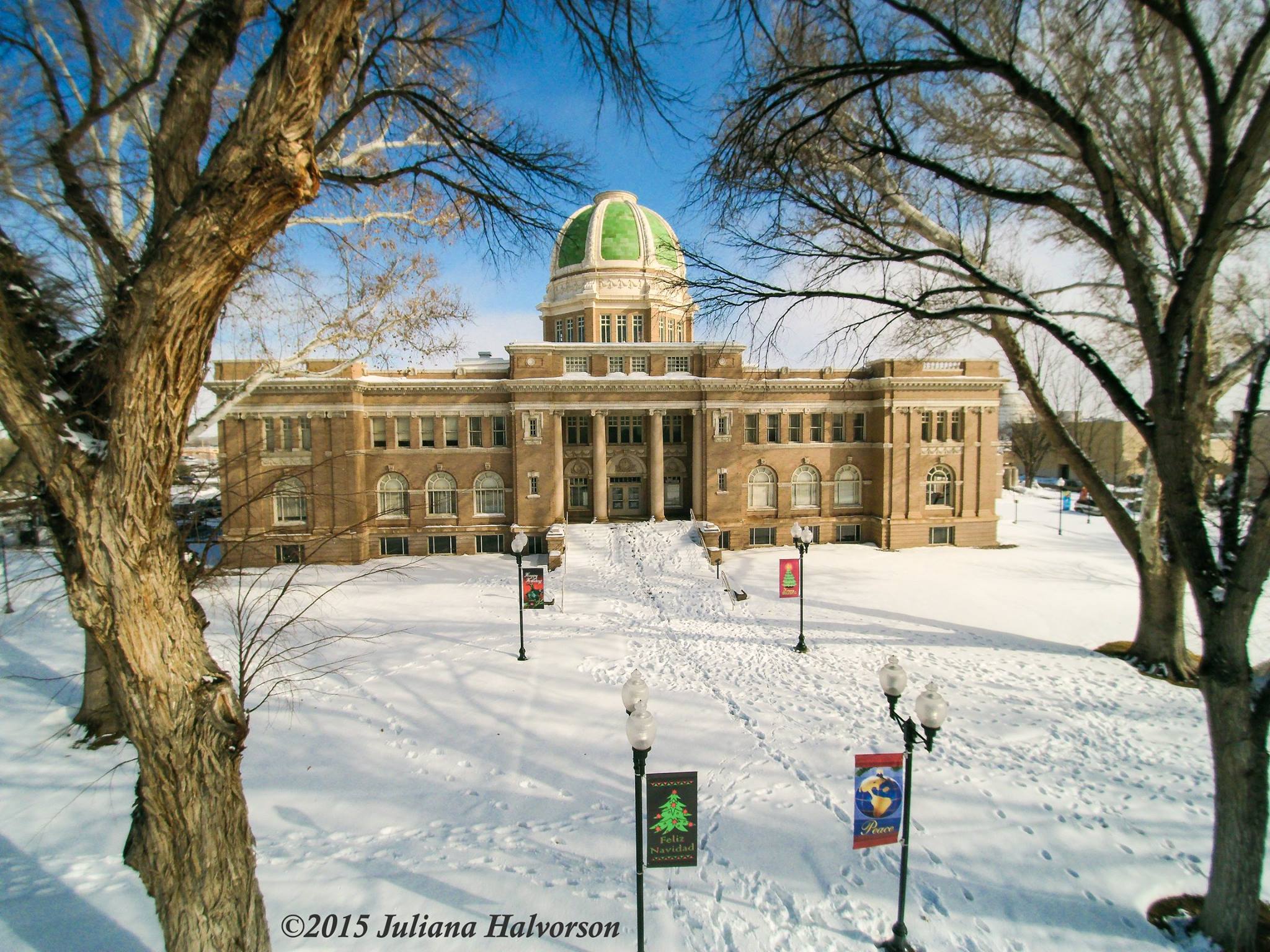 chaves county courthouse_snow's image